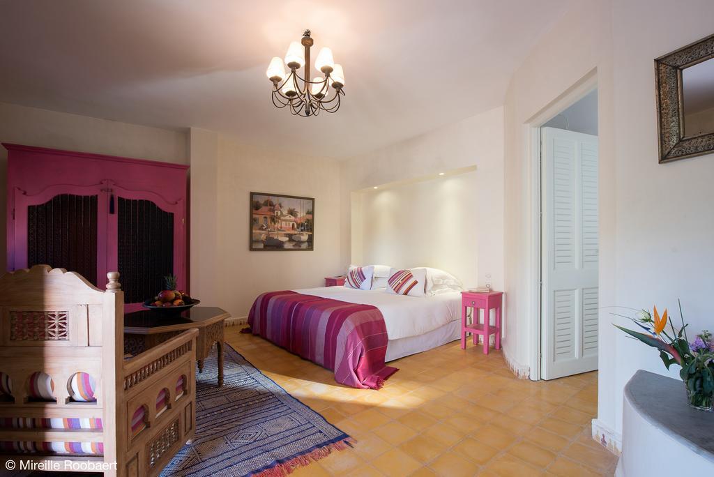 Dar Maktoub Bed & Breakfast อกาดีร์ ภายนอก รูปภาพ
